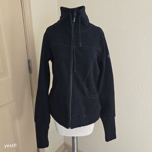 Lululemon Athletica igkoo sunrise Black fleece Zip up high collar jacket 10